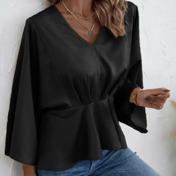 V neck Kimono Sleeve Oversized Blouse - Picture 5 of 15